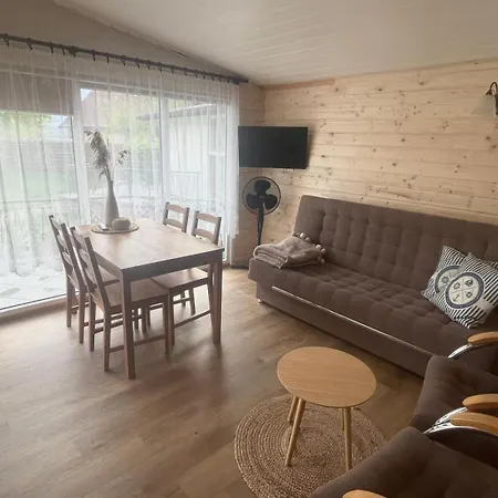 Apartamenty, I - 