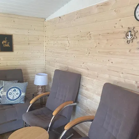 Kameralny Przy Promenadzie - Village de vacances