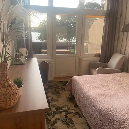 Apartamenty, I - 