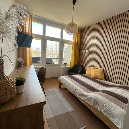 Apartamenty, I - 