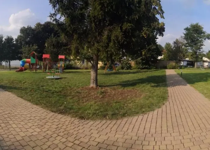 Kameralny Przy Promenadzie - База отдыха Хажуковы